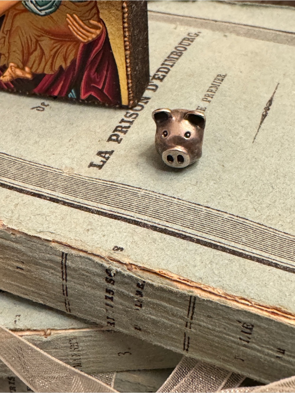 Pandora Retired Smiling Pig Head Charm